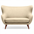 Beige stoffen loveseat met houten poten 150 x 75 x 85cm